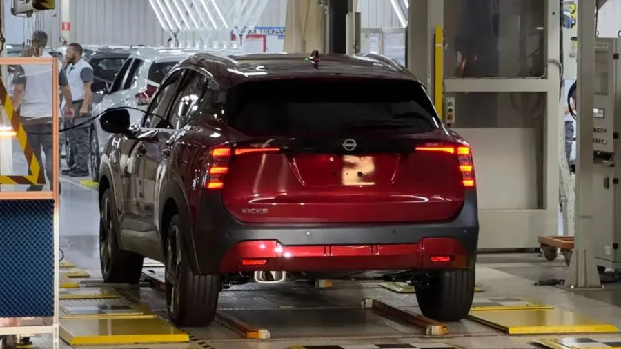 nissan kicks 2