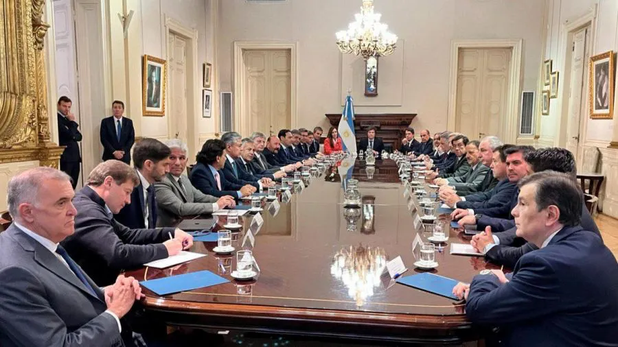 milei-con-gobernadores-1745583