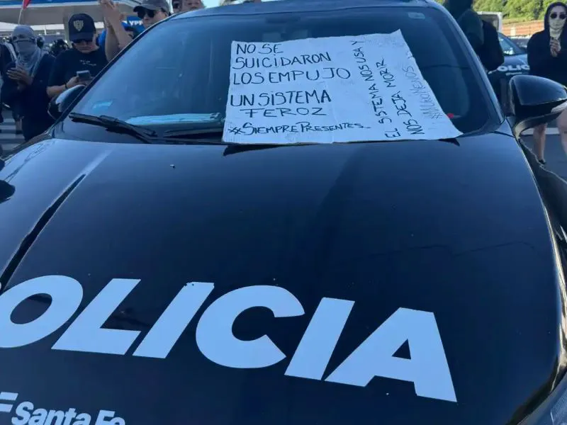 Policia
