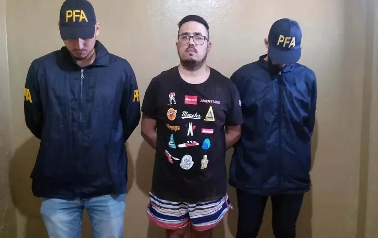 64e1f3c37457c0955806c313e1b35638_M