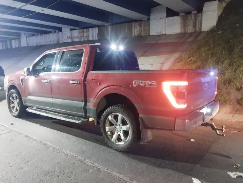 camioneta_detenido_colectora_circunvalacion