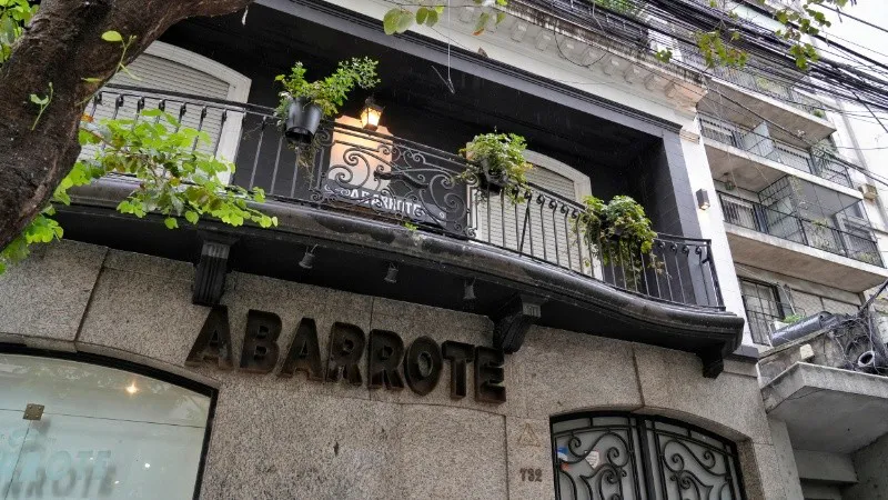 1000178983-01.jpeg_1756841869