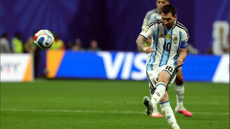messi_patea