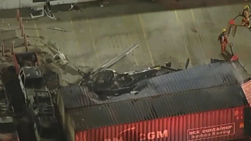 Un helicóptero de un canal de noticias se estrelló en Los Ángeles