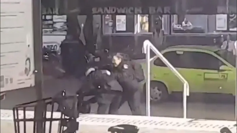 policias_en_accion.jpg_1756841869